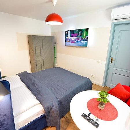 Ideal Accommodation Unirii Square Bucharest Exterior photo